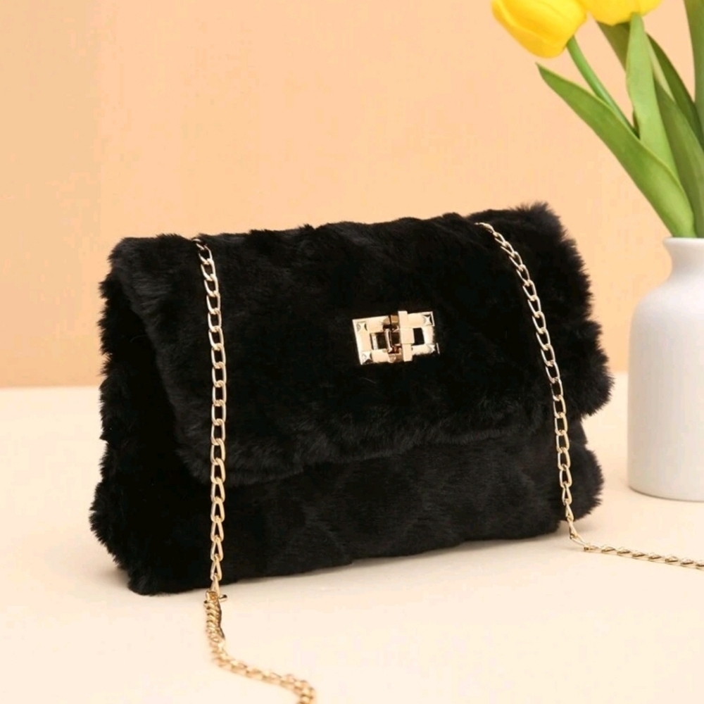 Elegant EveningBlack Faux Fur Handbag Purse with Gold Chain Stylish For Woman